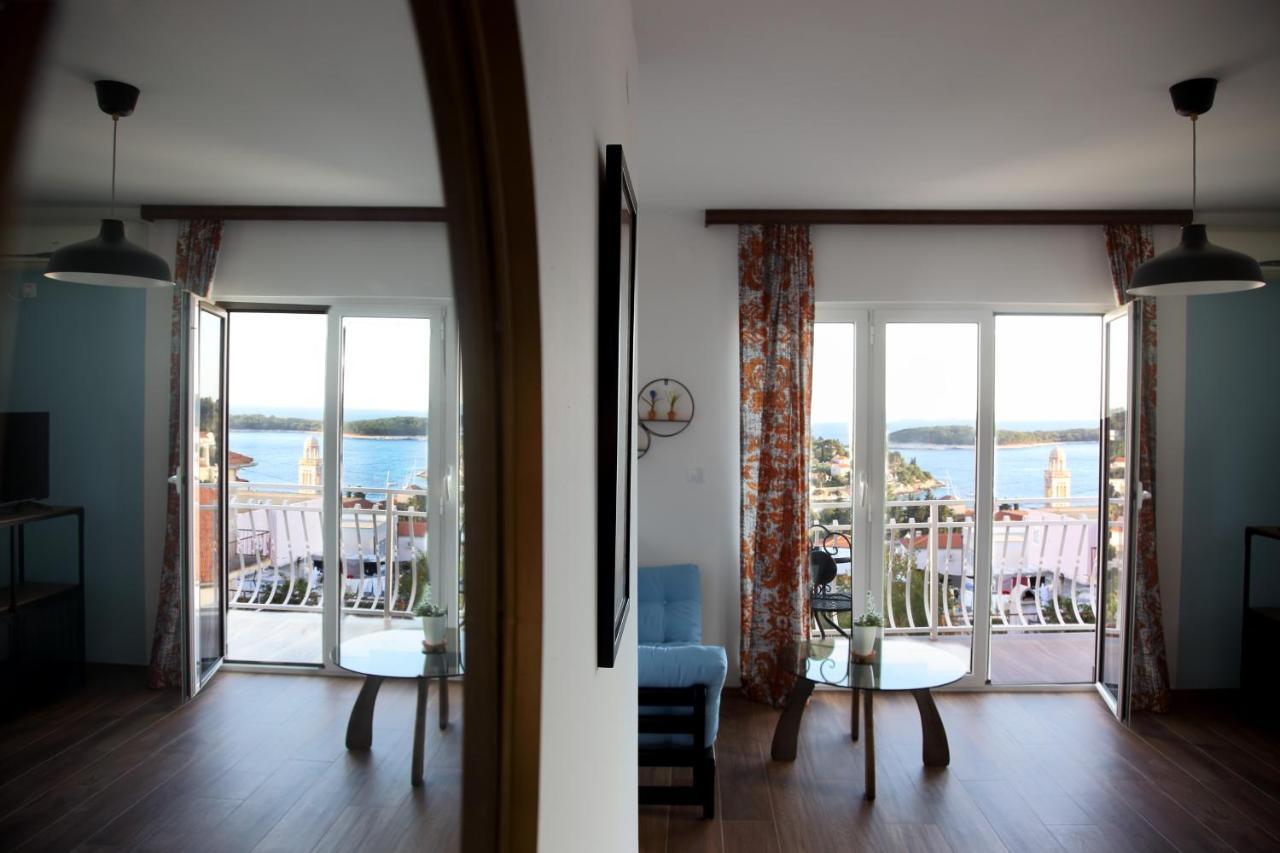 Tanya-Apartments&Rooms Hvar Town Bagian luar foto
